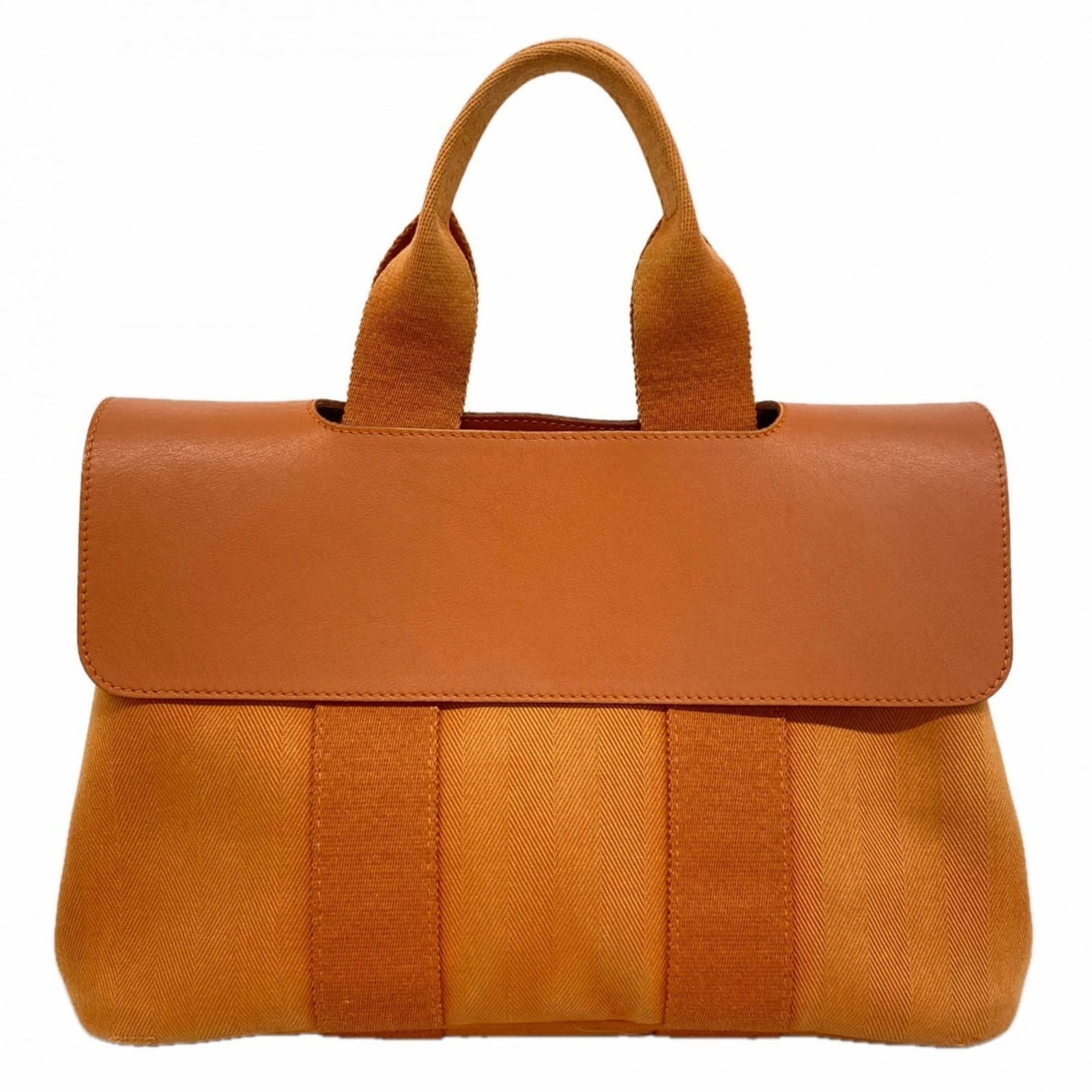 Hermes Tote Bag - Toile Chevron: Hermes Tote Bag - Toile Chevron A vibrant and iconic Herm?s tote bag, the Toile Chevron is a timeless classic that exudes elegance and sophistication. With its signature orange toile print and sleek s