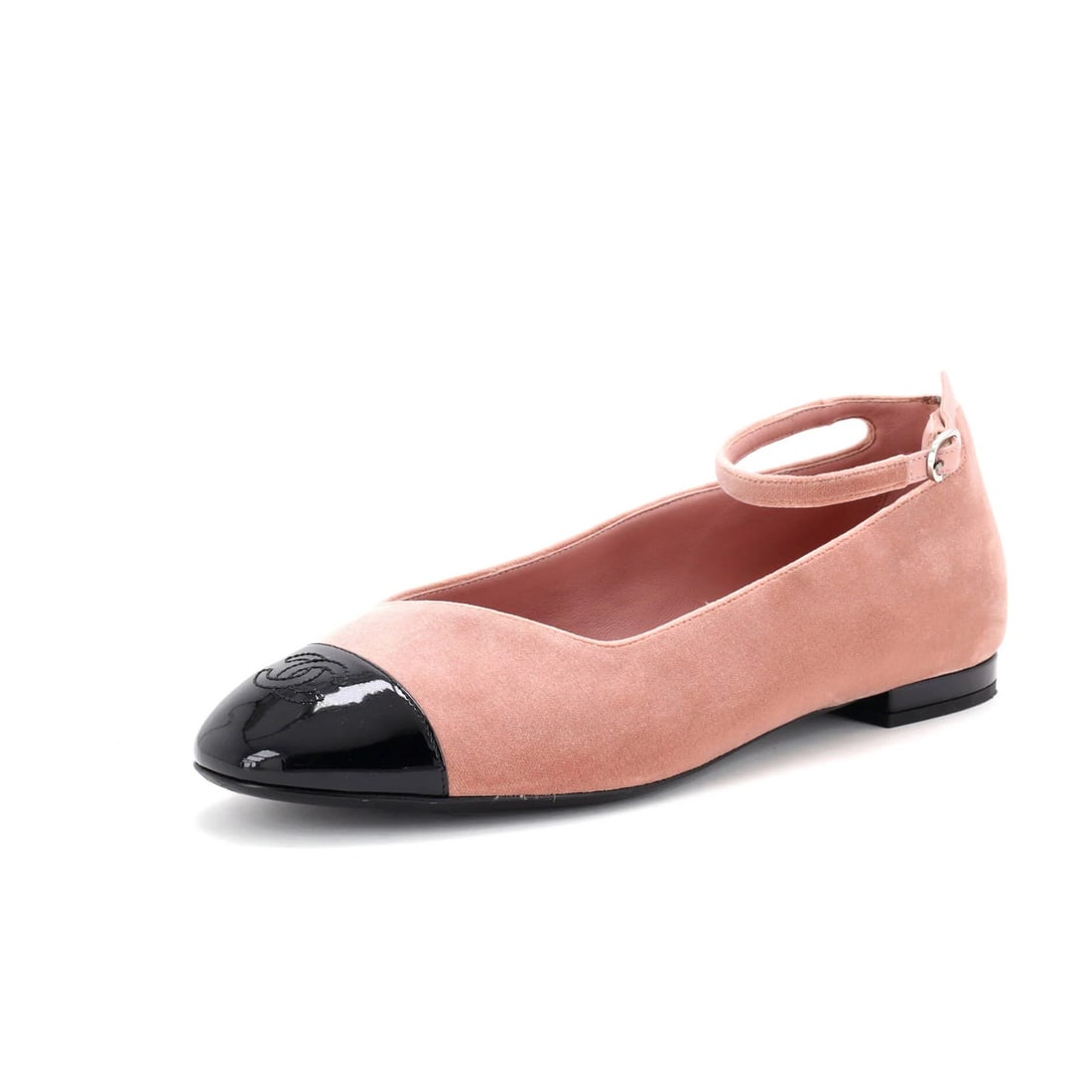 Chanel CC Cap Toe Mary Jane Flats in Suede and Patent: Chanel CC Cap Toe Mary Jane Flats in Suede and Patent Elevate your shoe game with these stunning Chanel CC Cap Toe Mary Jane Flats, boasting sleek patent leather and suede details in a chic pink hue.
