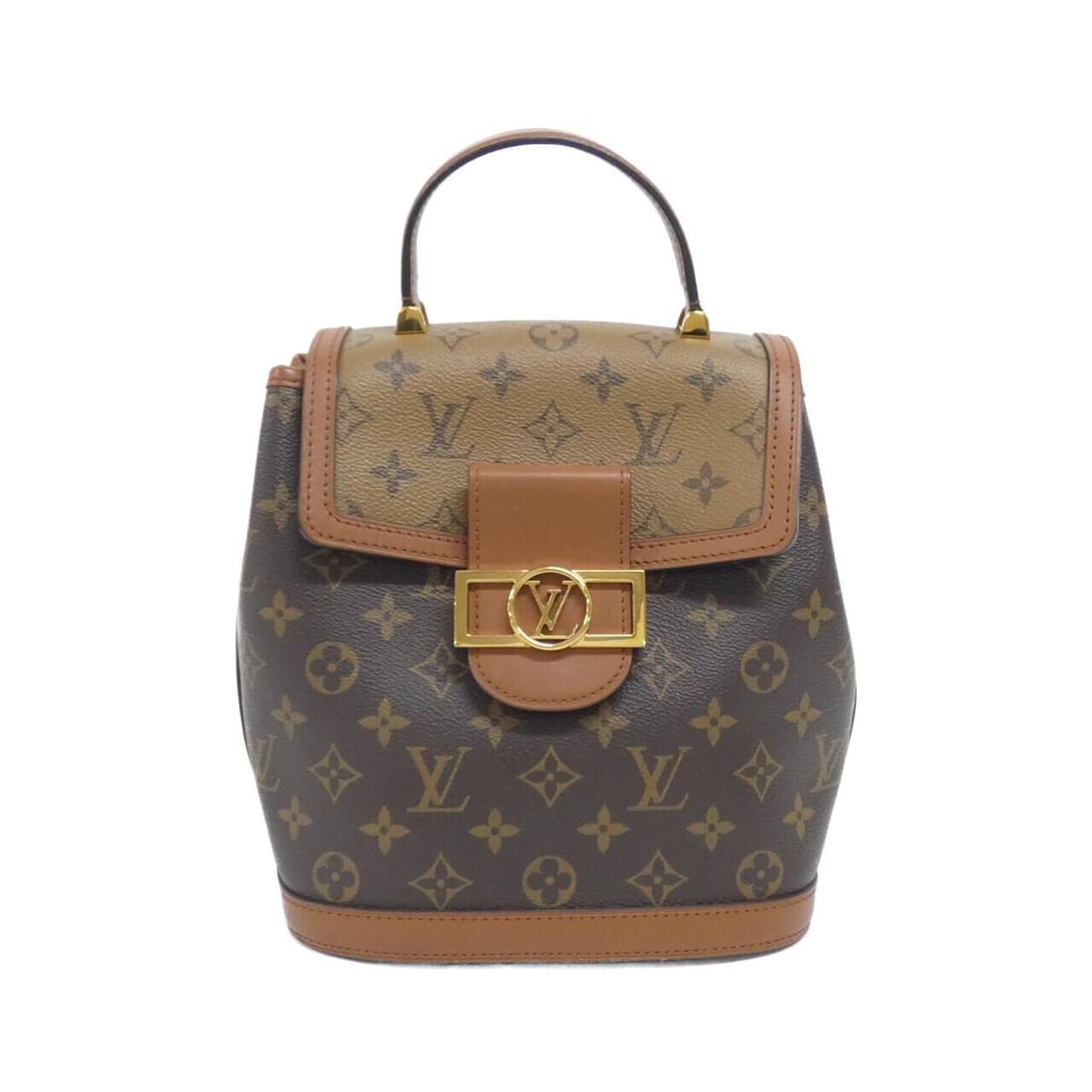 Louis Vuitton Coated Canvas Backpack: Louis Vuitton Coated Canvas Backpack Experience the timeless elegance of Louis Vuitton with this beautifully crafted Coated Canvas Backpack, boasting a classic Marron hue and durable construction that