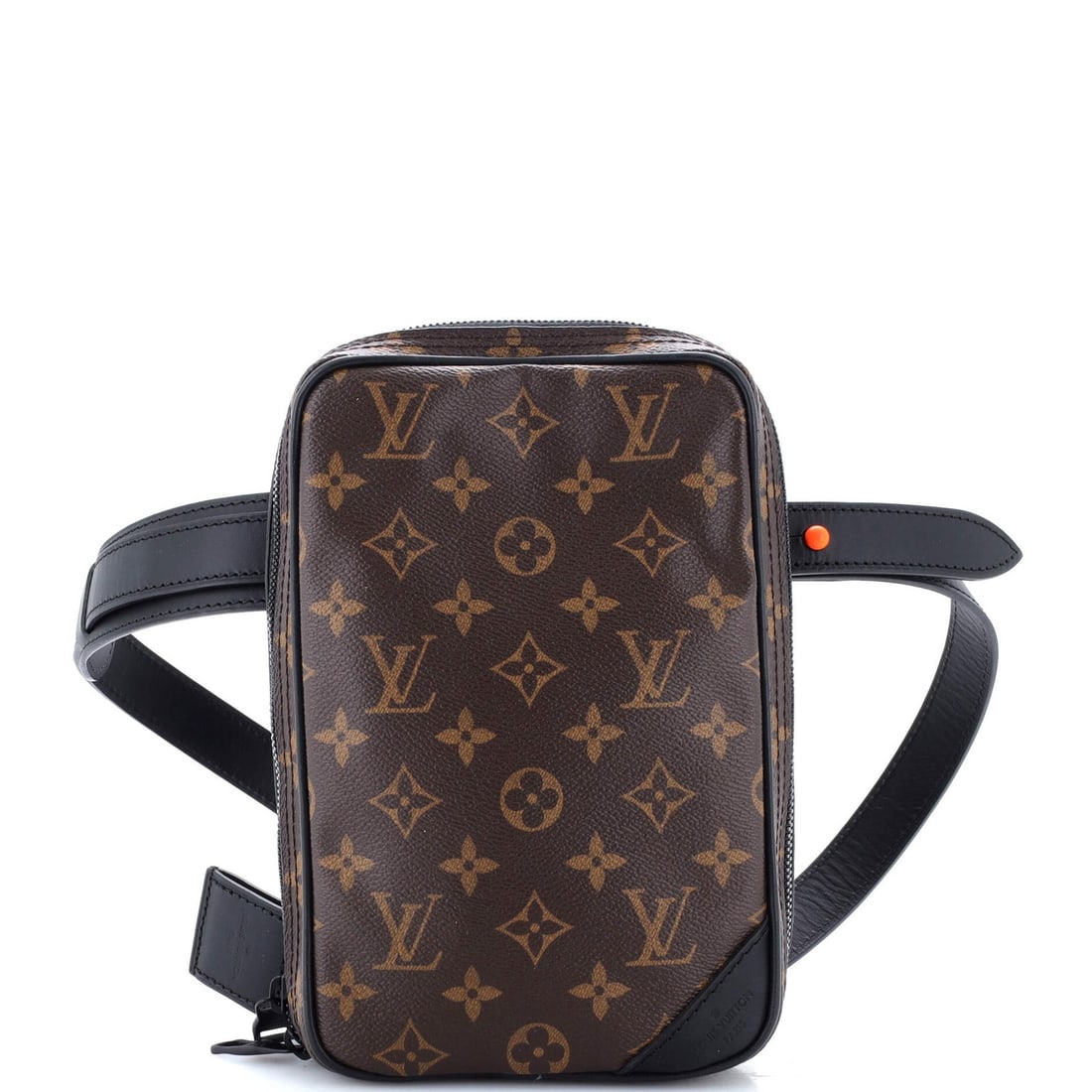 Louis Vuitton Solar Ray Utility Side Bag in Monogram Canvas: Louis Vuitton Solar Ray Utility Side Bag in Monogram Canvas Elevate your daily essentials with the iconic Louis Vuitton Solar Ray Utility Side Bag, boasting a timeless Monogram Canvas exterior and sle