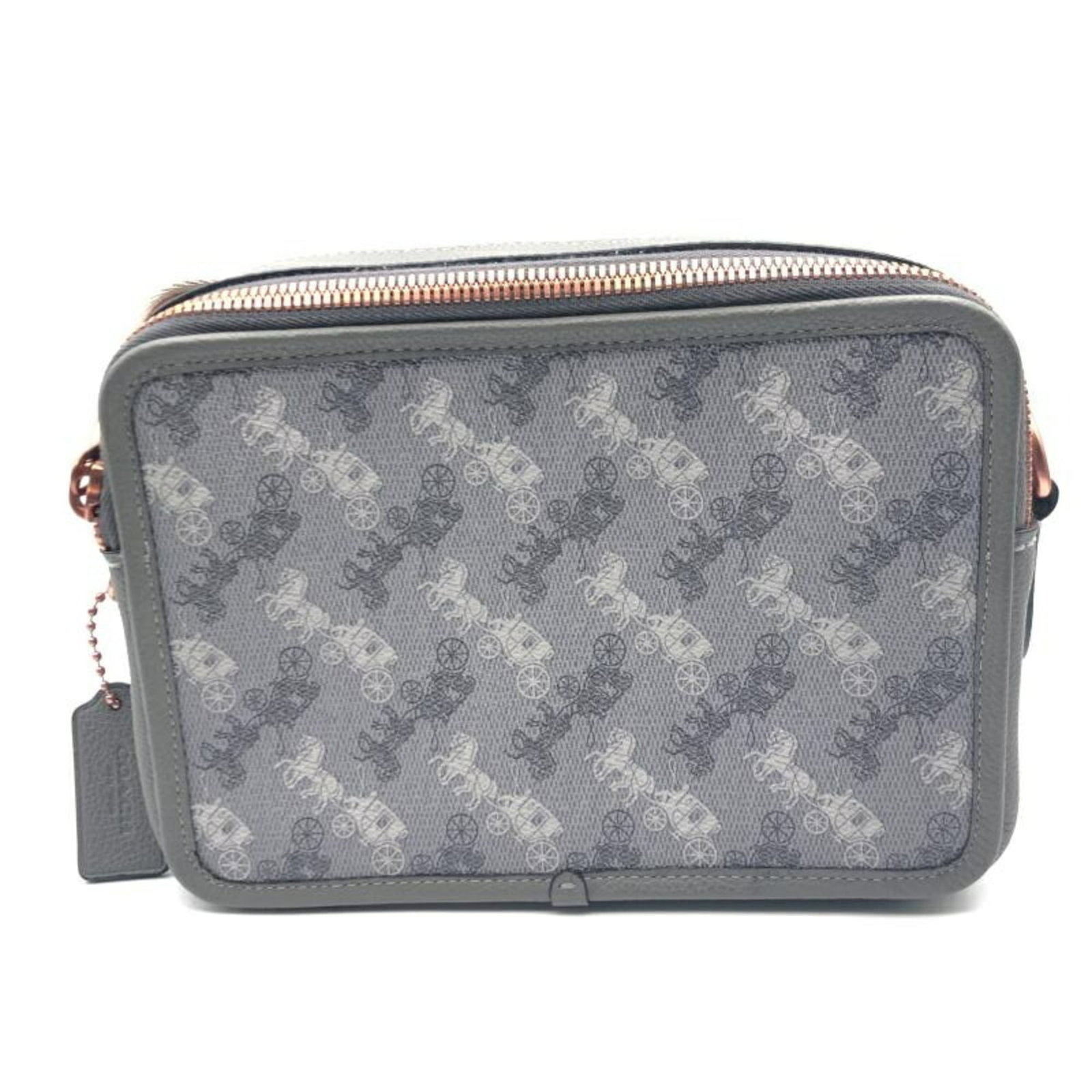 Bag Coach Shoulder: Bag Coach Shoulder A stylish and versatile Coach shoulder bag, this gray bag boasts clean lines and classic design that exudes sophistication. With its spacious interior and comfortable straps, it's p