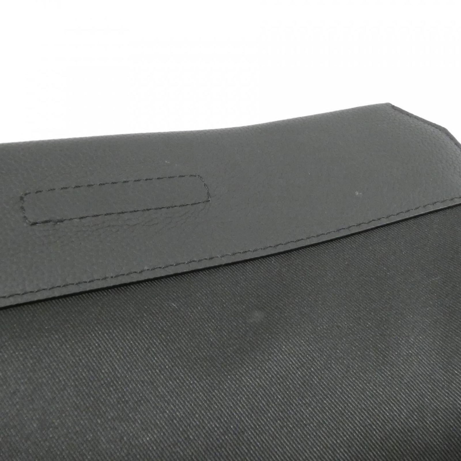 Louis Vuitton Leather Shoulder Bag - 10