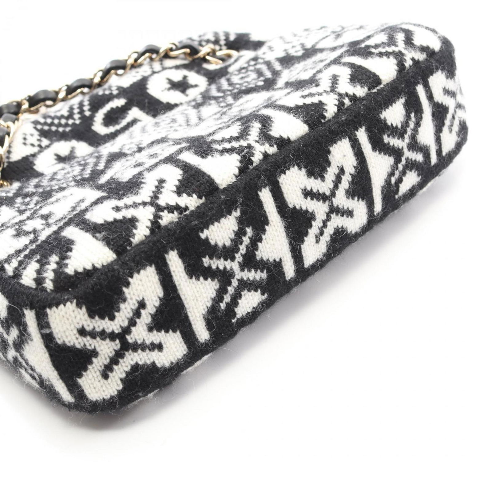 Chanel Wool Shoulder Bag - 9