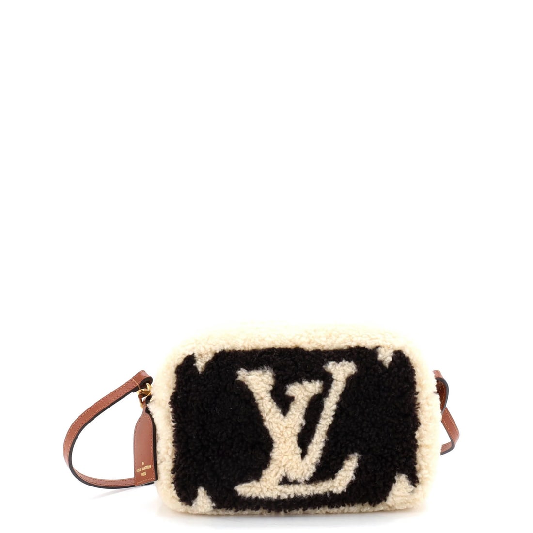 Louis Vuitton Monogram Giant Teddy Fleece Beach Pouch: Louis Vuitton Monogram Giant Teddy Fleece Beach Pouch Elevate your beachy vibes with the iconic Louis Vuitton Monogram Giant Teddy Fleece Beach Pouch, boasting the signature brown shearling exterior a