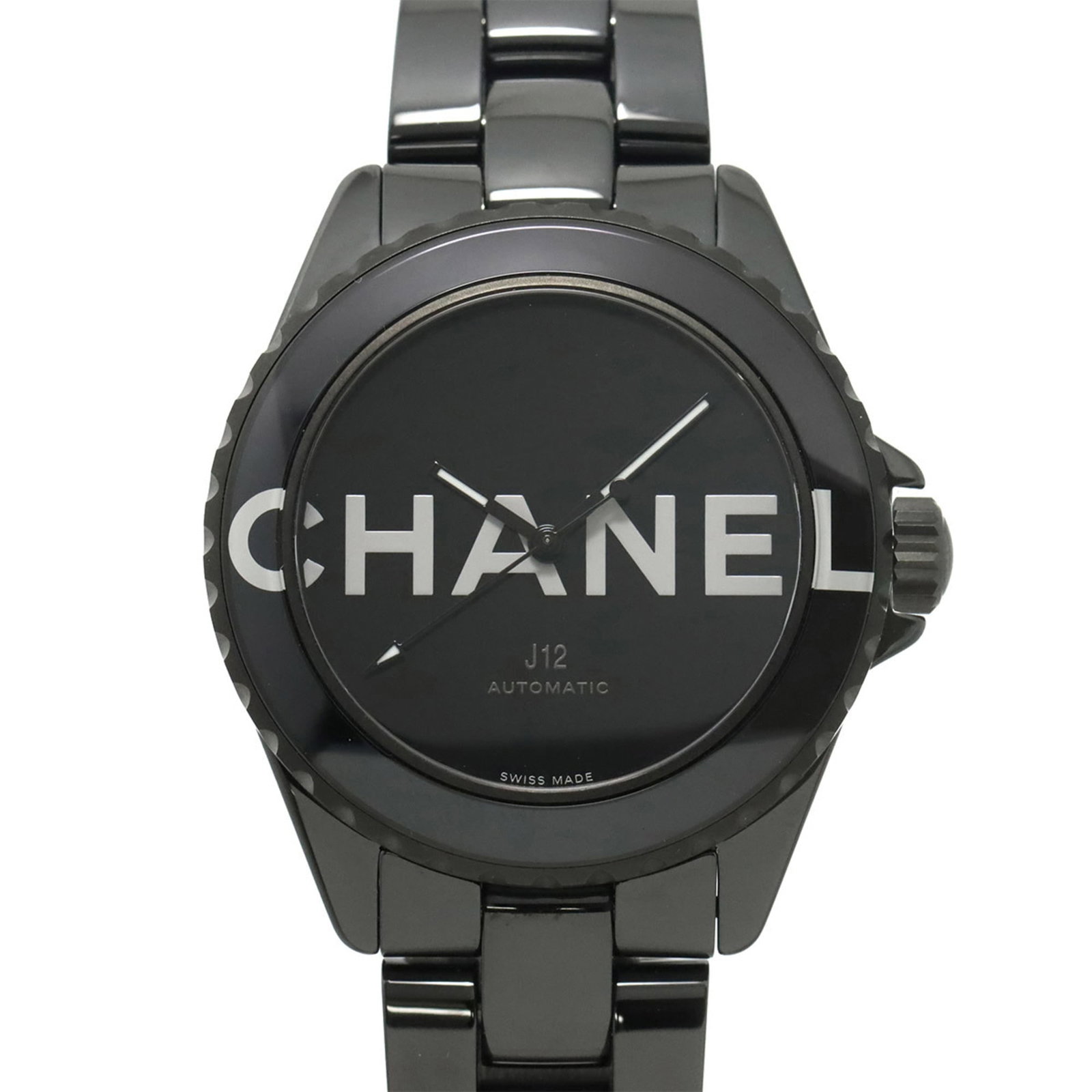 Wristwatch Chanel: Wristwatch Chanel A sleek and sophisticated timepiece, this pre-owned Chanel wristwatch boasts a striking black ceramic dial against a stainless steel background, making it a stylish addition to any o