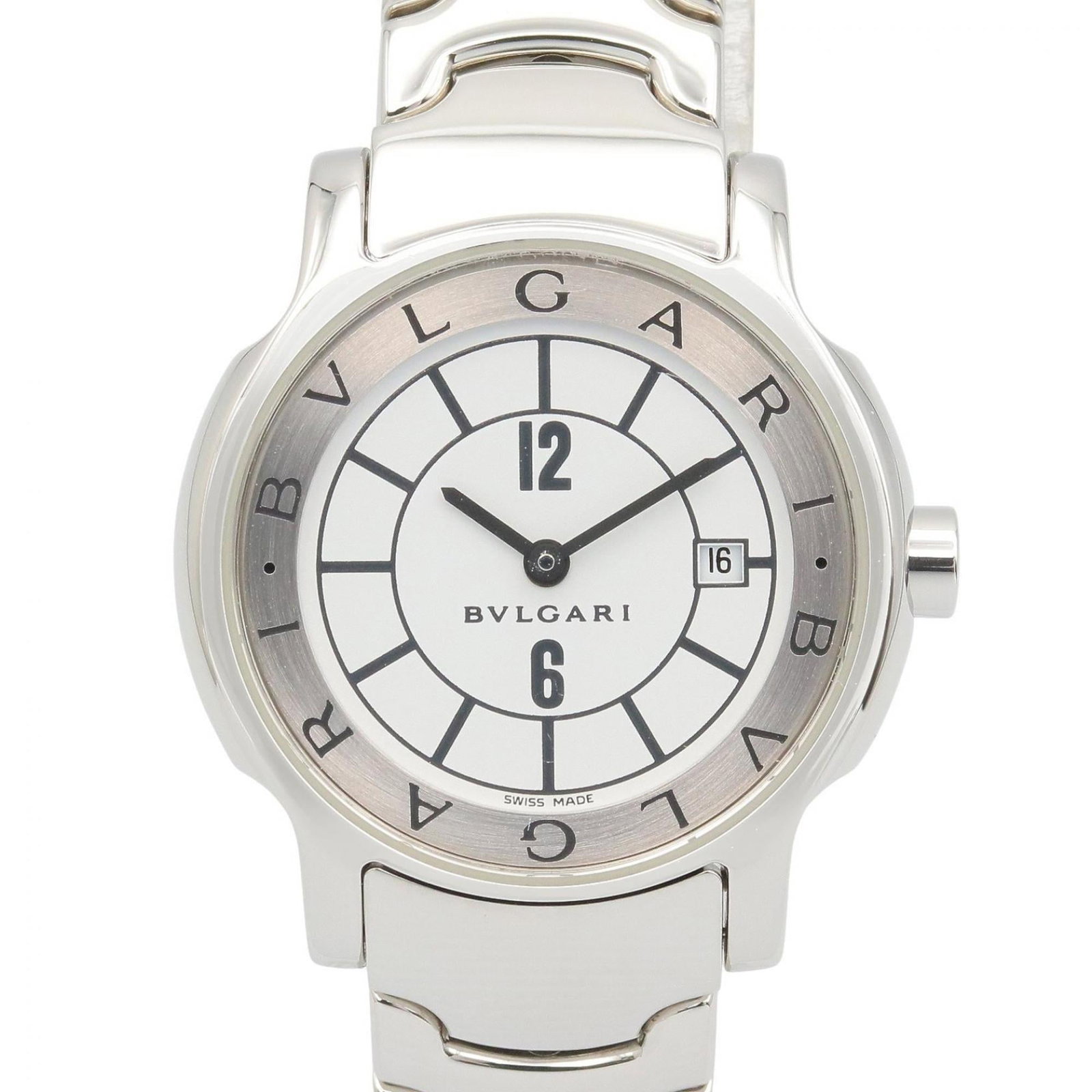 Wristwatch Bvlgari: Wristwatch Bvlgari A stunning Bvlgari wristwatch, perfect for the fashion-conscious woman, boasts a sleek stainless steel case and band, complemented by a crisp white dial. With its 29mm diameter and