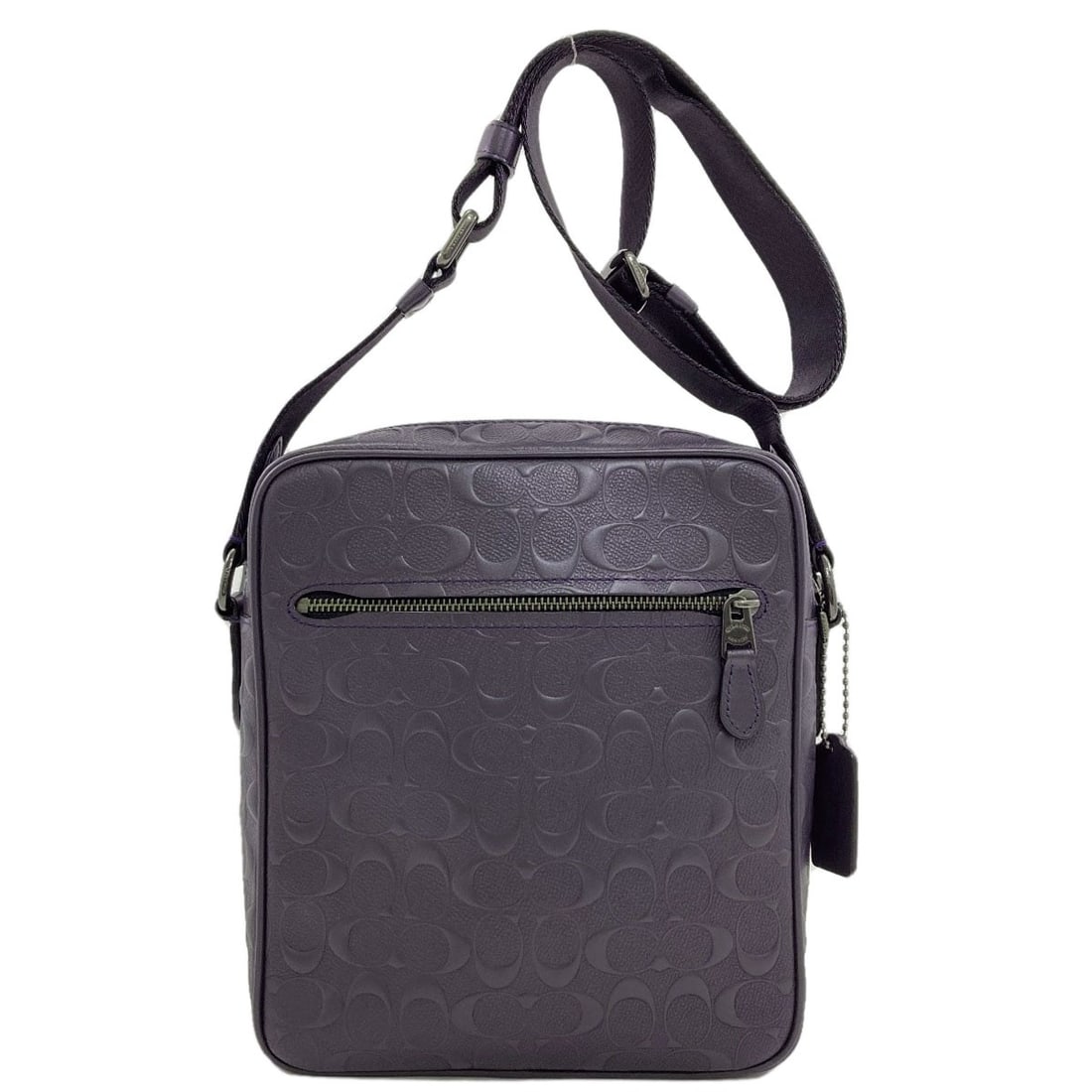 Coach 25515 Signature Leather Shoulder Bag: Coach 25515 Signature Leather Shoulder Bag Elevate your daily style with the timeless Coach 25515 Signature Leather Shoulder Bag, crafted from rich navy leather and designed to carry all your essentia