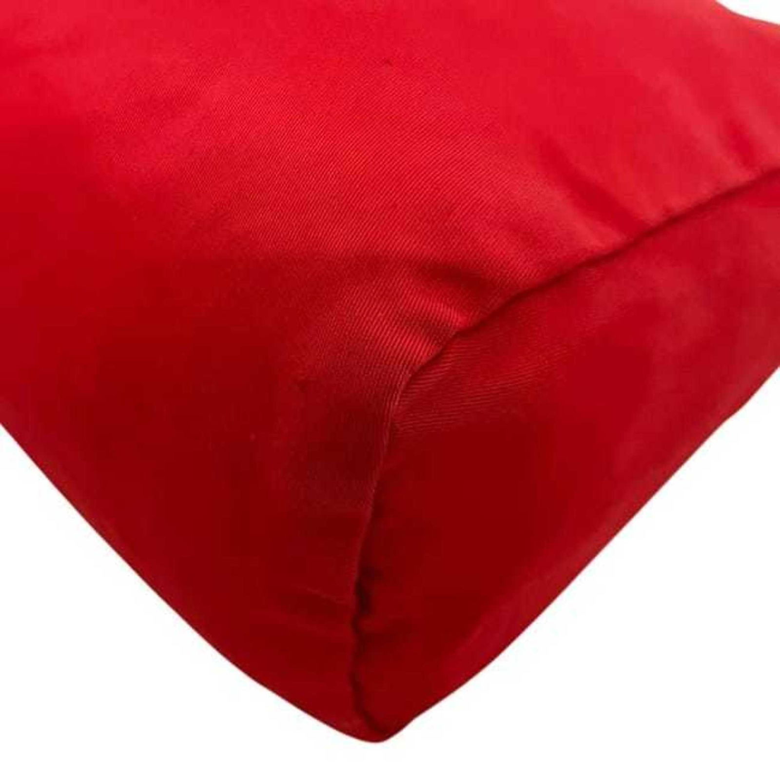 Prada Pouch in Nylon - 7