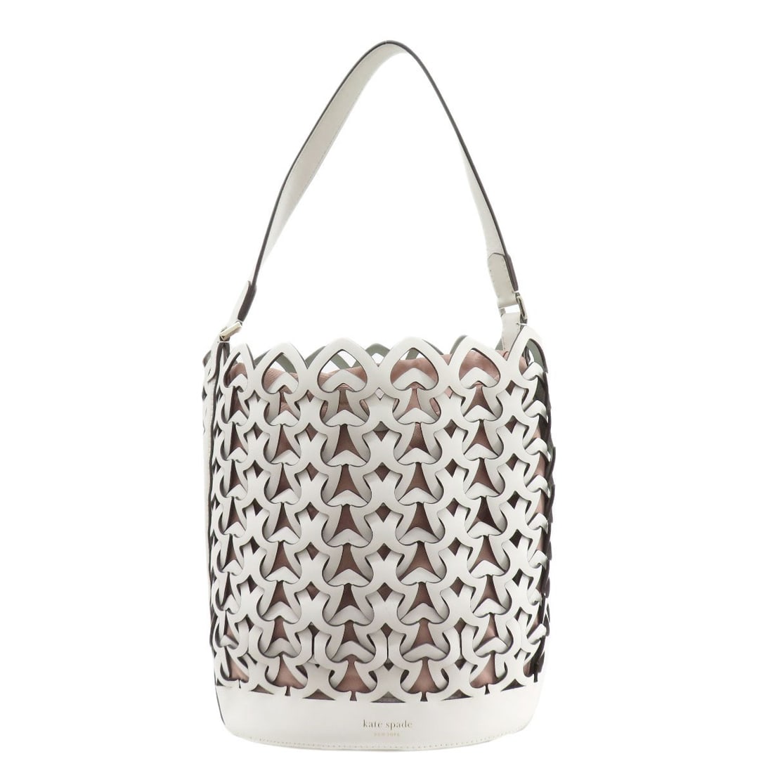 Kate Spade One Belt Tote Bag in Leather: Kate Spade One Belt Tote Bag in Leather Elevate your everyday with the Kate Spade One Belt Tote Bag, crafted from premium white leather that exudes timeless sophistication. This chic tote boasts a sle