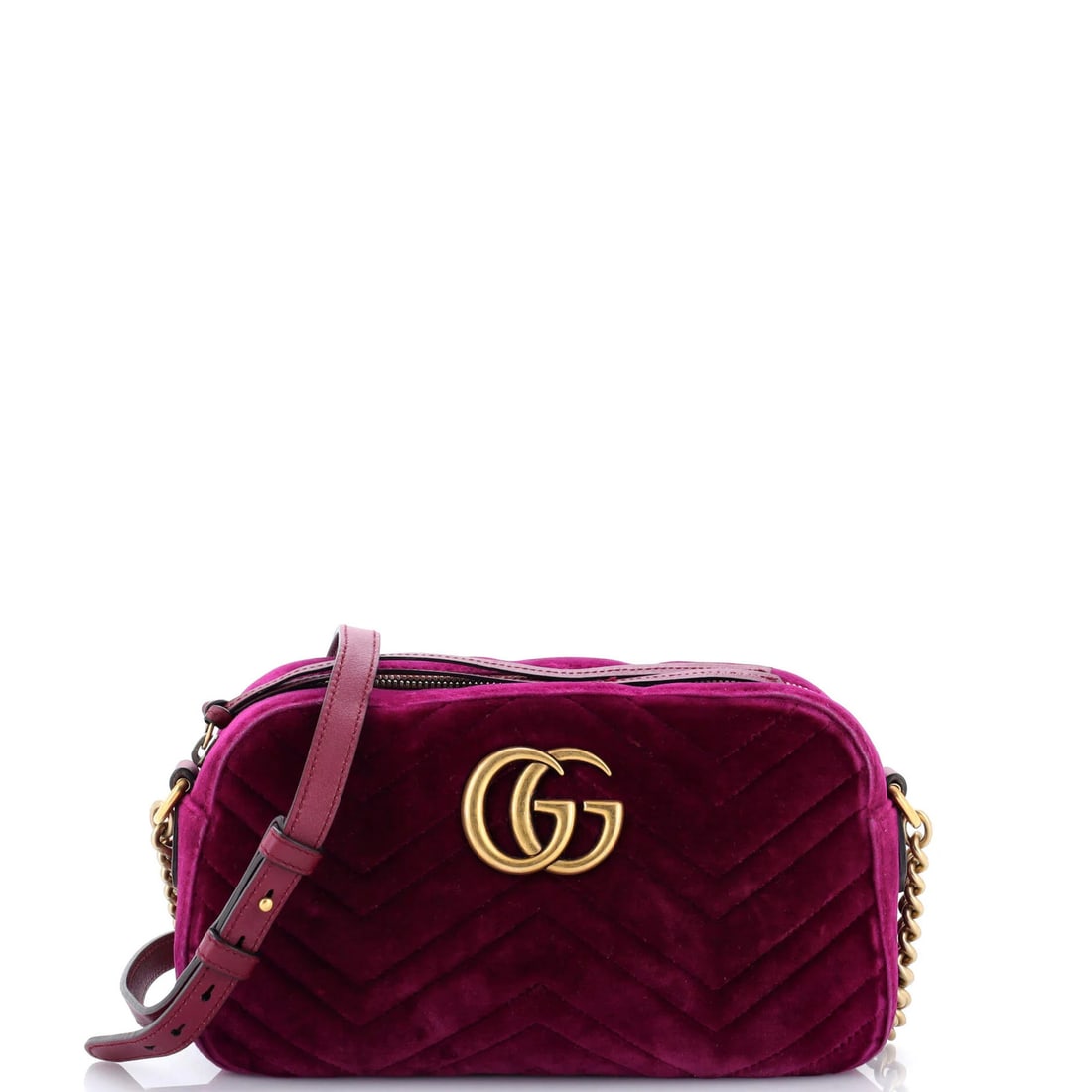Gucci GG Marmont Small Matelasse Velvet Shoulder Bag: Gucci GG Marmont Small Matelasse Velvet Shoulder Bag Experience the opulence of Gucci's iconic GG Marmont Small Matelasse Velvet Shoulder Bag, boasting a rich purple hue and sumptuous velvet exterior