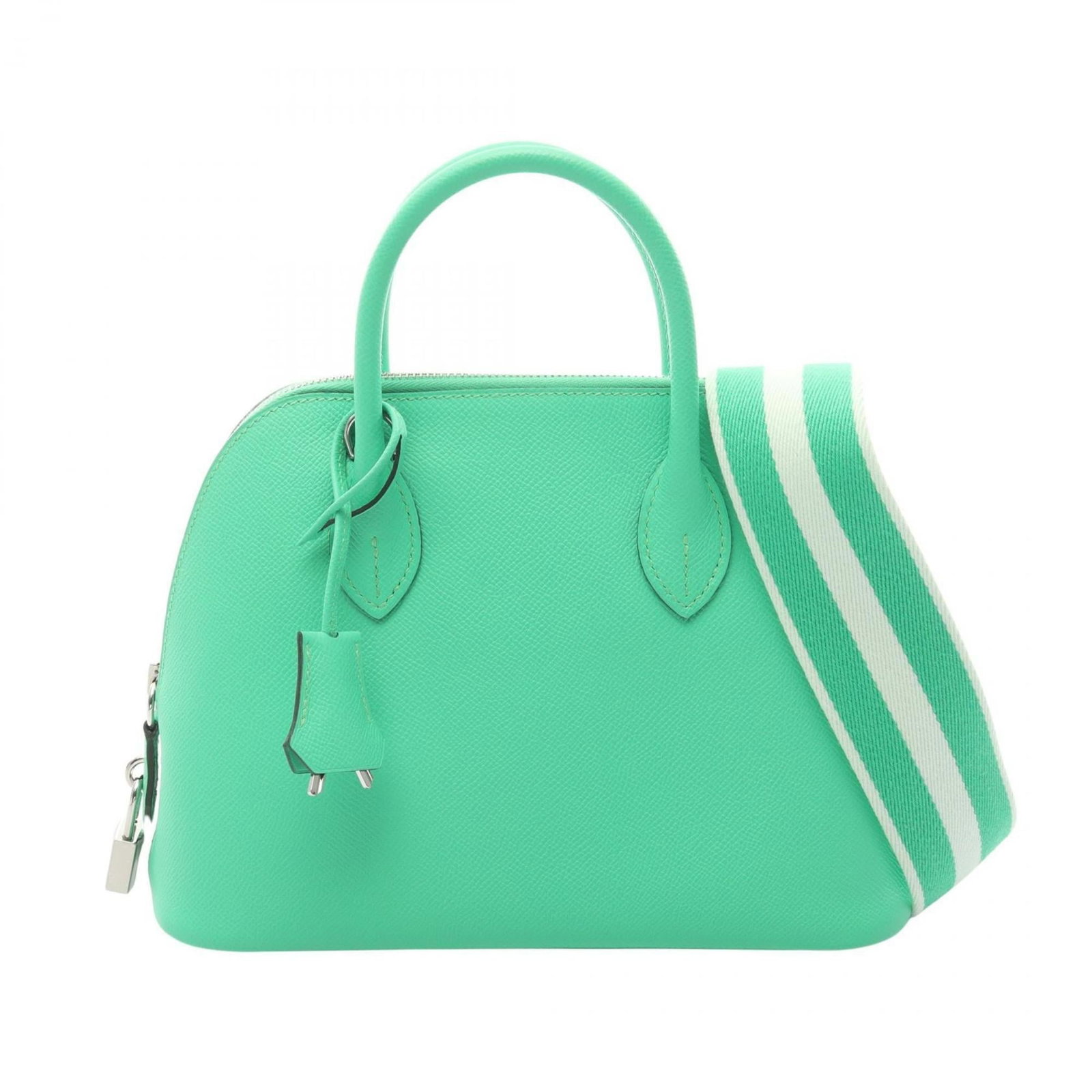 Hermes Epsom Leather Handbag: Hermes Epsom Leather Handbag A stunning Hermes Epsom Leather Handbag in vibrant green, boasting classic silver hardware and timeless design. With its rich epsom leather exterior and comfortable 18.5cm