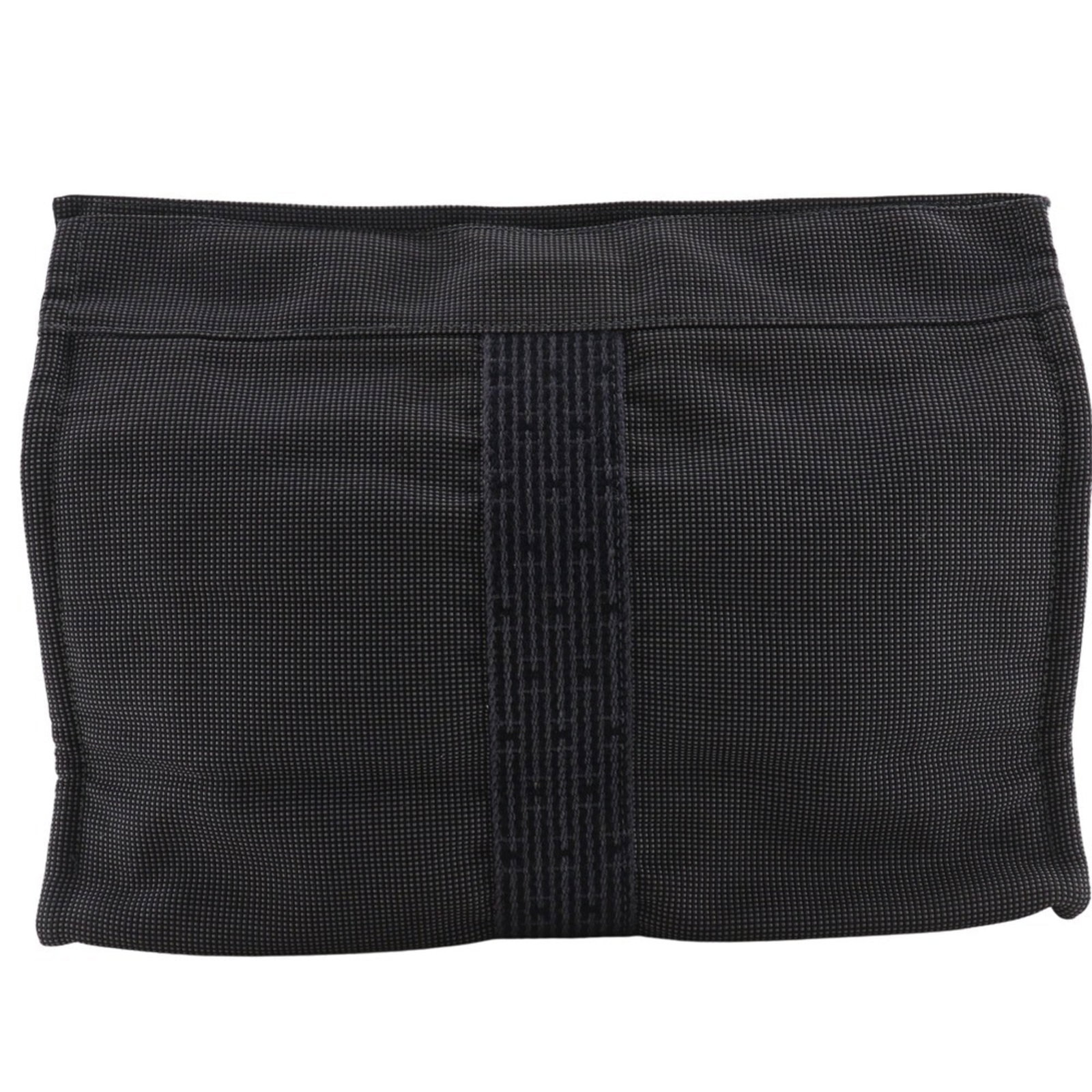 Hermes Clutch Bag in Nylon and Canvas: Hermes Clutch Bag in Nylon and Canvas A versatile and stylish Hermes clutch bag, crafted from durable nylon canvas, boasts a sleek gray hue that exudes sophistication. With its secure zipper closure a