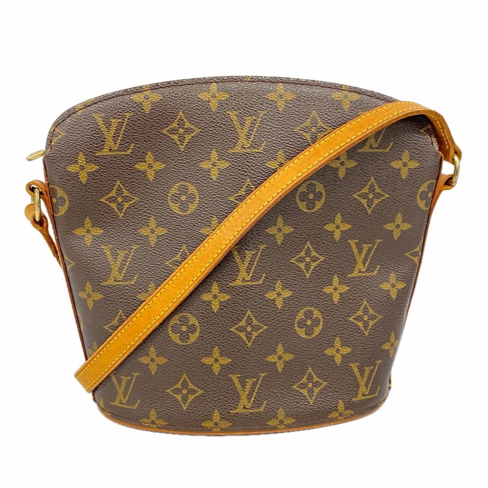 Bag Louis Vuitton Shoulder: Bag Louis Vuitton Shoulder A timeless and stylish Louis Vuitton shoulder bag, this brown beauty boasts the iconic monogram pattern and signature LV craftsmanship. With its spacious interior and comfor