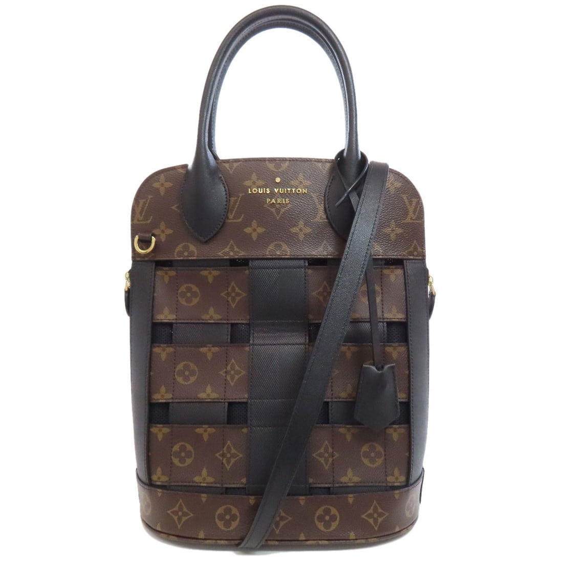 Louis Vuitton M44111 Tresage Handbag in Monogram Canvas: Louis Vuitton M44111 Tresage Handbag in Monogram Canvas Experience the timeless elegance of Louis Vuitton with the M44111 Tresage Handbag, crafted from iconic monogram canvas in sleek black. This Fren