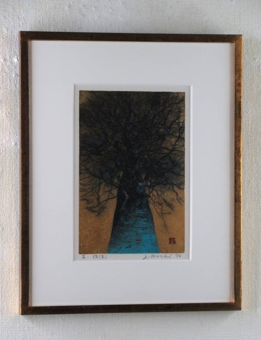 Art Joichi Hoshi Tall Treetop Blue Woodblock 1976 Signed Framed Authentic: Art Joichi Hoshi Tall Treetop Blue Woodblock 1976 Signed Framed Authentic A stunning piece of Japanese art, this tall treetop woodblock print by Joichi Hoshi is a rare find from 1976. Signed and frame