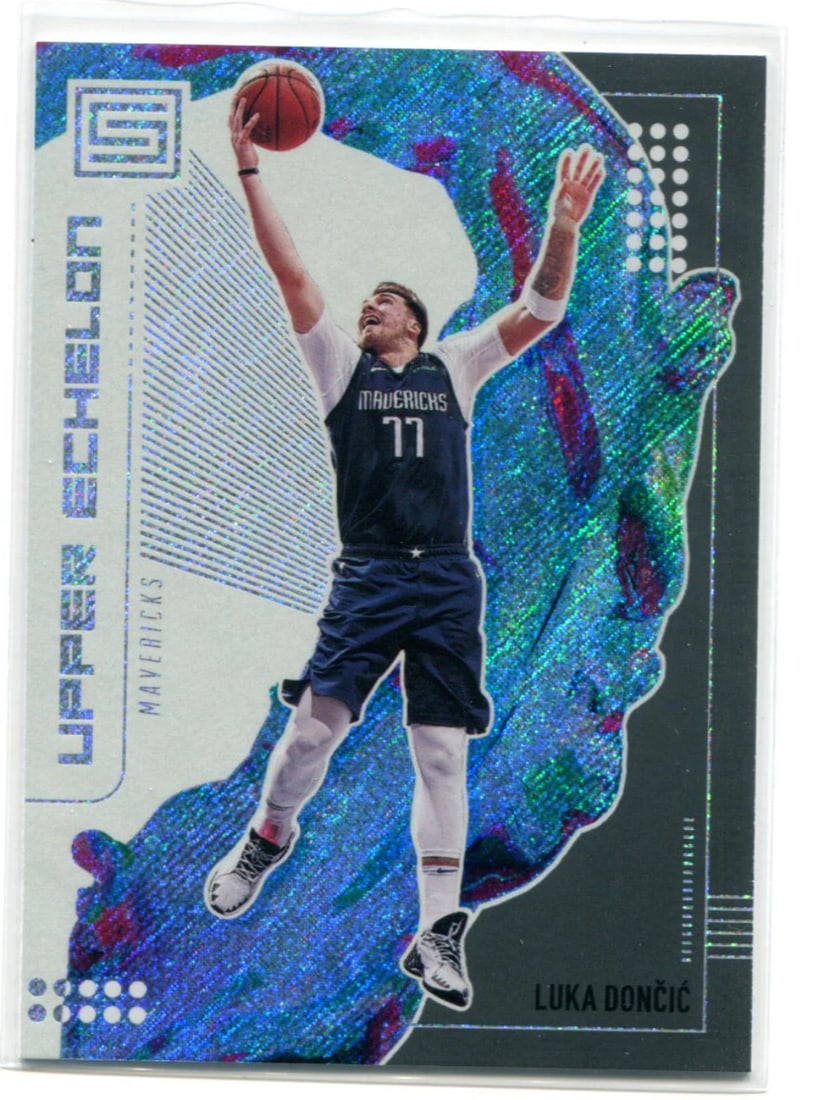 Card Luka Doncic 2019 Panini Status #5: Card Luka Doncic 2019 Panini Status #5 Get ready to showcase your NBA pride with the 2019 Panini Status #5 Card of Luka Doncic, one of the league's most exciting young stars. This highly sought-after