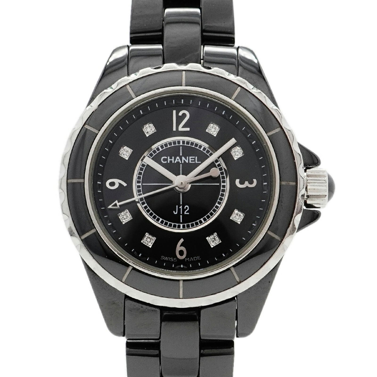 Wristwatch Chanel: Wristwatch Chanel A sleek and sophisticated Chanel wristwatch, this 28.7mm timepiece boasts a stunning black ceramic band and case, perfect for adding a touch of timeless elegance to any outfit. With