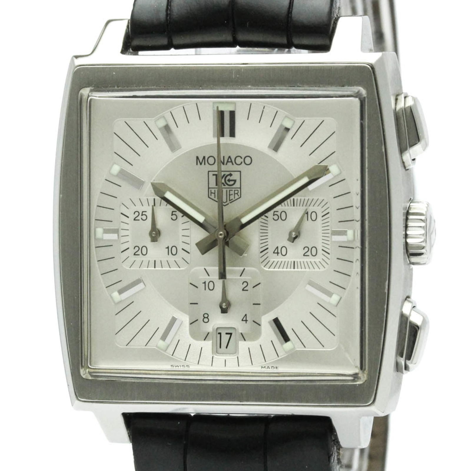 Wristwatch Tag Heuer: Wristwatch Tag Heuer A sleek and sporty timepiece, the Tag Heuer wristwatch boasts a 39mm stainless steel case and silver dial, perfect for everyday wear. With its durable leather strap and robust bui