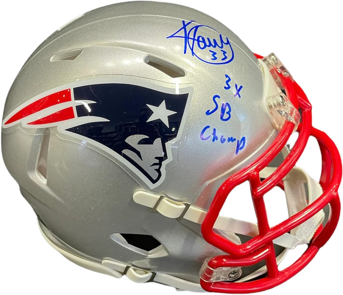 (JSA) Kevin Faulk "3x SB Champ" Autographed New England Patriots Mini Helmet: (JSA) Kevin Faulk "3x SB Champ" Autographed New England Patriots Mini Helmet Get ready to show off your Patriots pride with this incredible autographed mini helmet from Kevin Faulk, a three-time