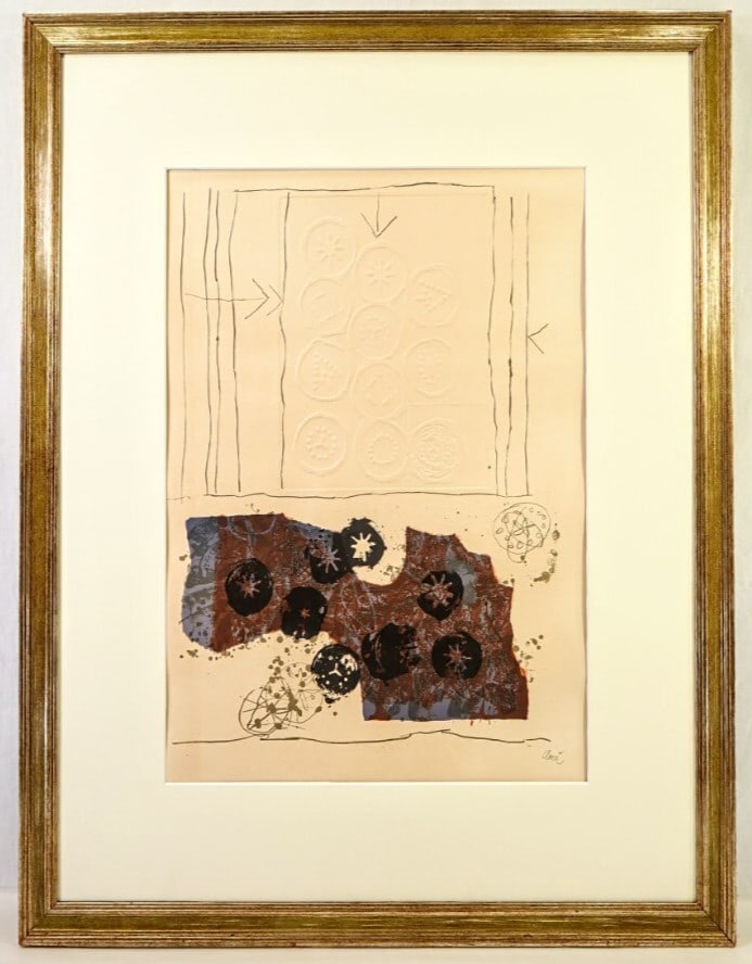 1970 Antoni Clav Trobadors VII Lithograph Embossed Signed Limited Ed: 1970 Antoni Clav Trobadors VII Lithograph Embossed Signed Limited Ed Experience the elegance of Antoni Clave's abstract style with this stunning 1970 Trobadors VII lithograph, signed by the artist him