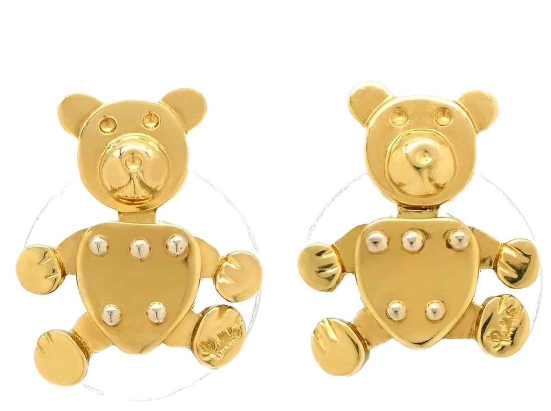 Italy Pomellato Orsetto Teddy Bear Motif 18k Yellow Gold Stud Earrings Animal: Italy Pomellato Orsetto Teddy Bear Motif 18k Yellow Gold Stud Earrings Animal Elevate your style with these exquisite 18k yellow gold stud earrings, crafted by the renowned Italian luxury brand Pomell