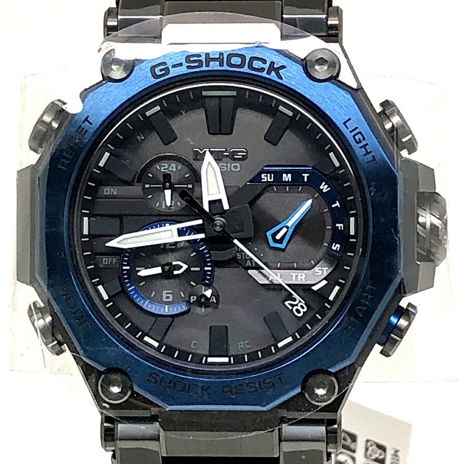 Wristwatch Casio: Wristwatch Casio A sleek and reliable timepiece, this Casio wristwatch boasts an analog display with a stainless steel case that exudes a sense of sophistication and durability. With its classic desig