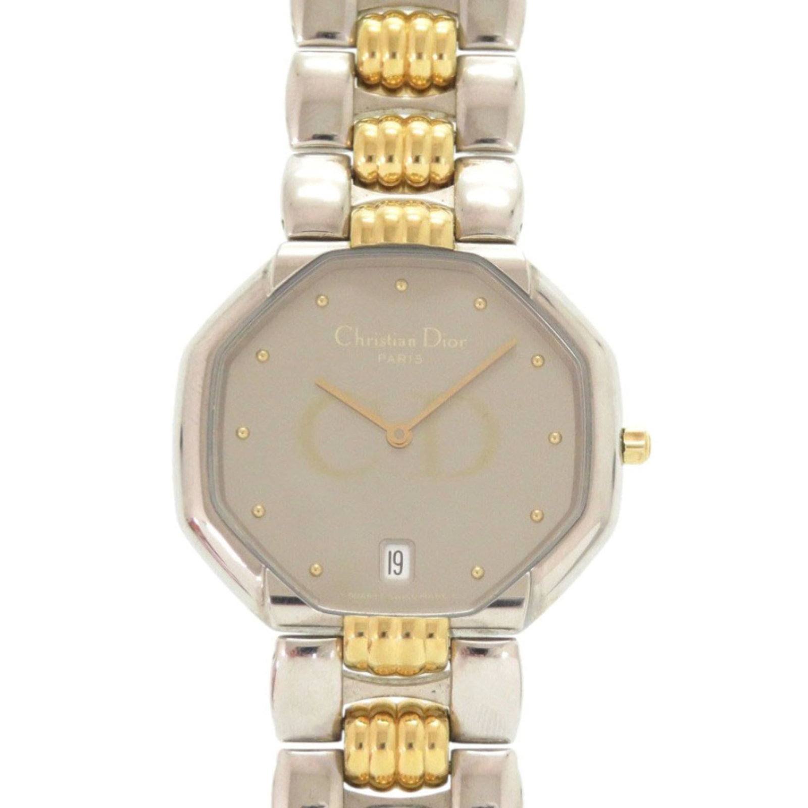 Wristwatch Christian Dior: Wristwatch Christian Dior A sleek and sophisticated timepiece, this Christian Dior wristwatch boasts a durable stainless steel case and band, perfect for everyday wear. With its classic 32mm diameter