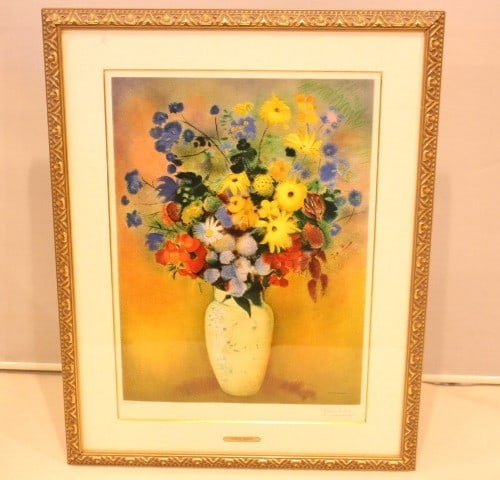Odilon Redon Signed Lithograph Vase of Flowers (100/ 200) Framed: Odilon Redon Signed Lithograph Vase of Flowers (100/ 200) Framed A stunning example of Odilon Redon's signature style, this lithograph vase of flowers is a beautiful addition to any art lover's collec