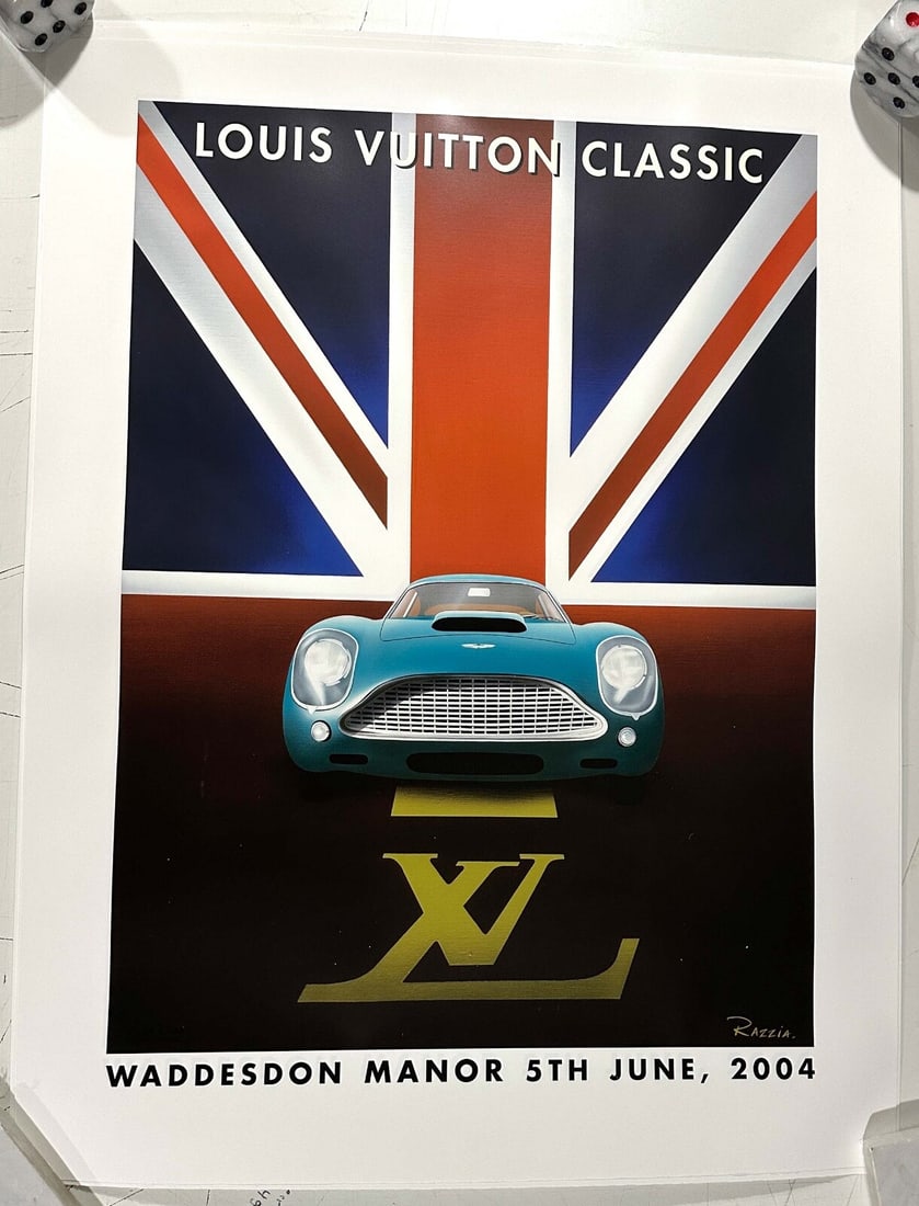 Louis Vuitton Classic Razzia 2004 Poster - Original Hand Signed: Louis Vuitton Classic Razzia 2004 Poster - Original Hand Signed Experience the iconic Art Deco style of Louis Vuitton with this rare and original 2004 poster, signed by renowned artist Razzia. Measuri