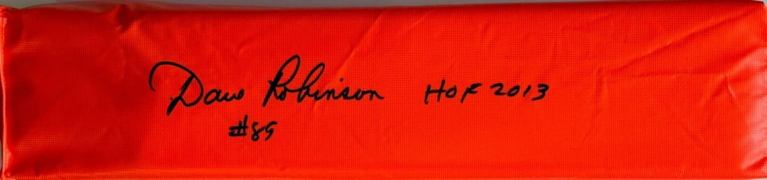 Dave Robinson Packers Signed Orange Endzone Pylon - HOF 2013: Dave Robinson Packers Signed Orange Endzone Pylon - HOF 2013 Get ready to relive the Packers' 2013 Super Bowl victory with the autographed orange endzone pylon of legendary linebacker Dave Robinson, a
