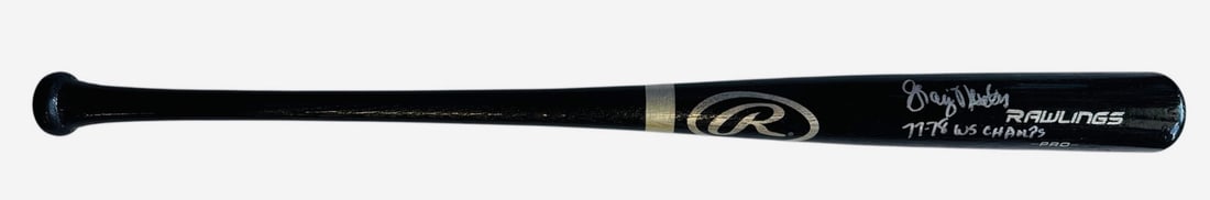 Bat Graig Nettles Autographed Rawlings: Bat Graig Nettles Autographed Rawlings Get ready to step up your game with the autographed bat of legendary shortstop Graig Nettles! This rare Rawlings bat is signed in silver sharpie across the barre