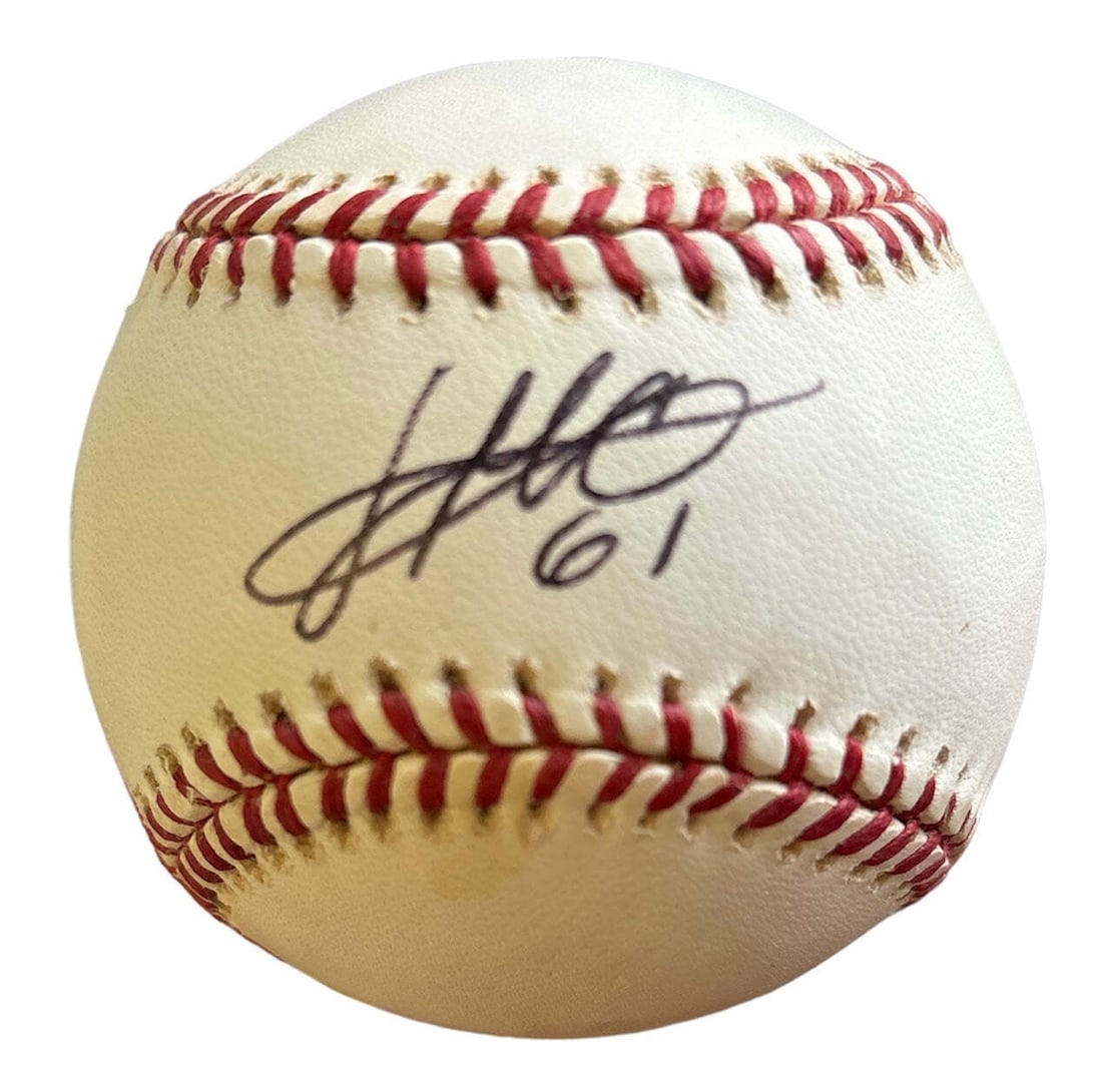 Baseball Livan Hernandez Autographed Official National League: Baseball Livan Hernandez Autographed Official National League Own a piece of baseball history with Livan Hernandez's autographed official National League Baseball, a must-have for any true fan or coll