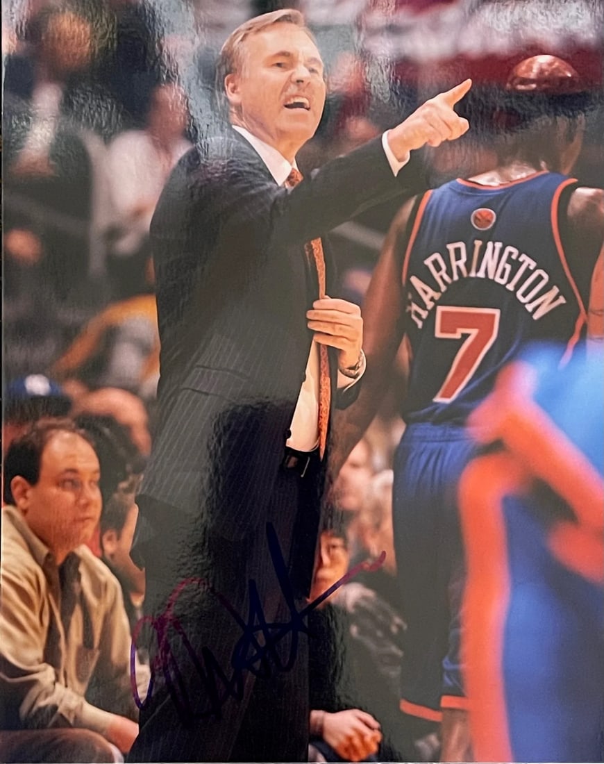 Photo Mike D'Antoni Autographed Basketball 8x10: Photo Mike D'Antoni Autographed Basketball 8x10 Get ready to elevate your sports memorabilia collection with this unique 8x10 photo of Mike D'Antoni, the legendary coach behind some of the most iconic