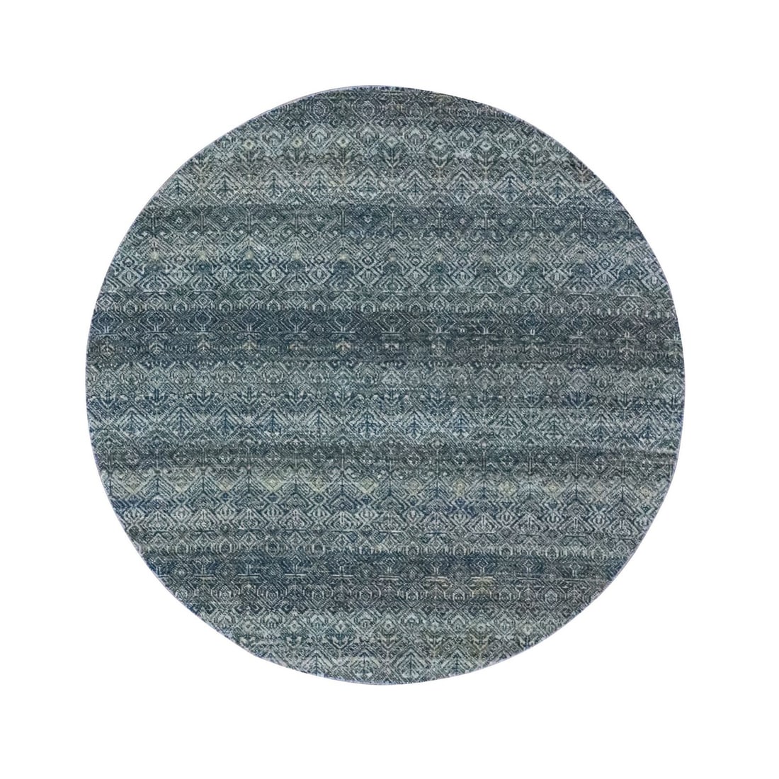 Soft wool round ocean blue kohinoor herat pattern hand knotted rug.: Soft wool round ocean blue kohinoor herat pattern hand knotted rug. Experience the timeless beauty of India's rich heritage with this stunning Soft Wool Round Ocean Blue Kohinoor Herat Pattern Hand