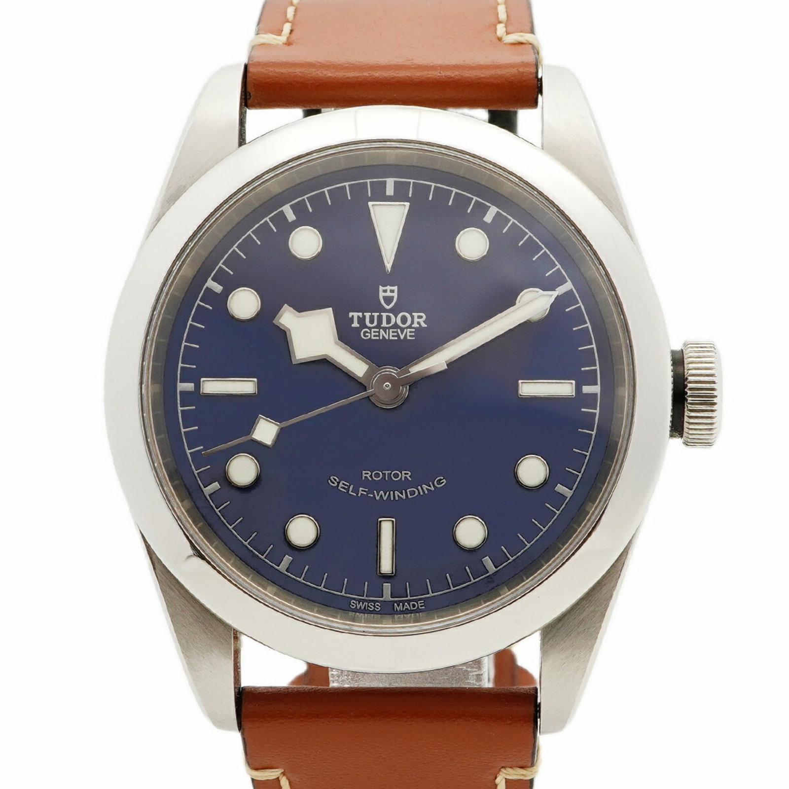 Tudor wristwatch: Tudor wristwatch A vintage Tudor wristwatch in excellent condition, boasting a sleek 41.2mm blue leather strap and durable case, perfect for adding a touch of classic sophistication to any outfit. Wit