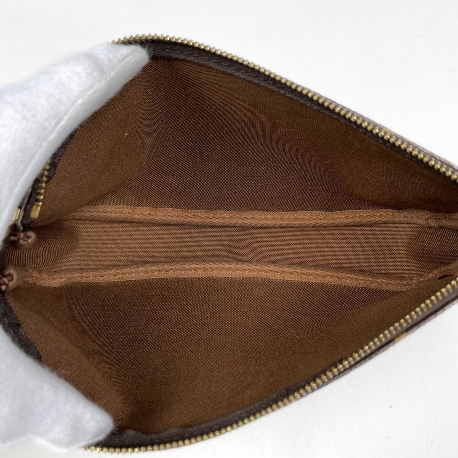 Louis Vuitton Monogram Pouch - 7