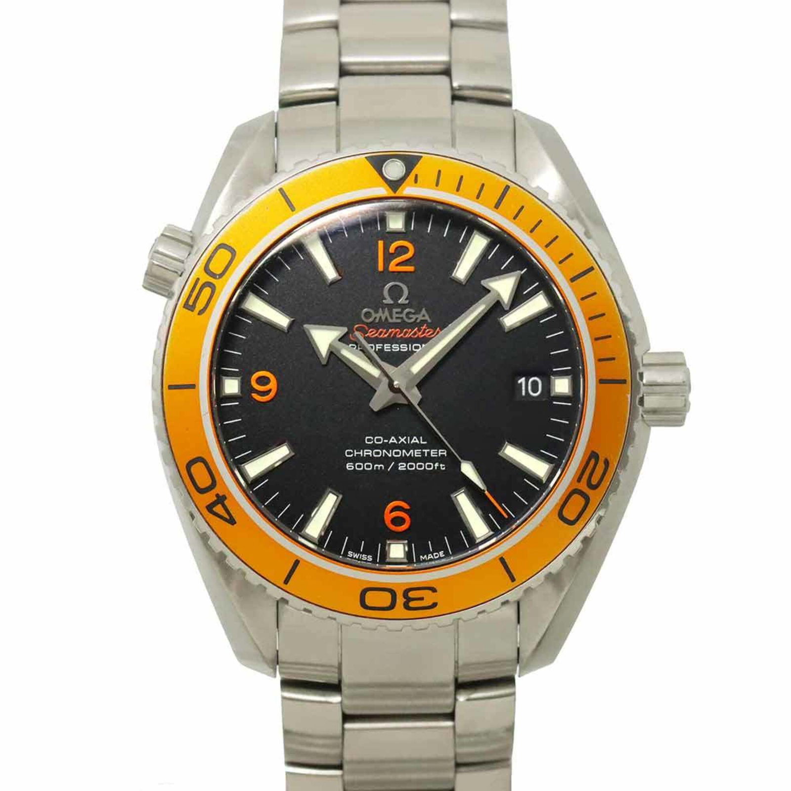 Omega wristwatch: Omega wristwatch A sleek and sophisticated Omega wristwatch, perfect for the discerning gentleman, boasts a 42mm stainless steel case and band, paired with a classic black dial. With its durable const