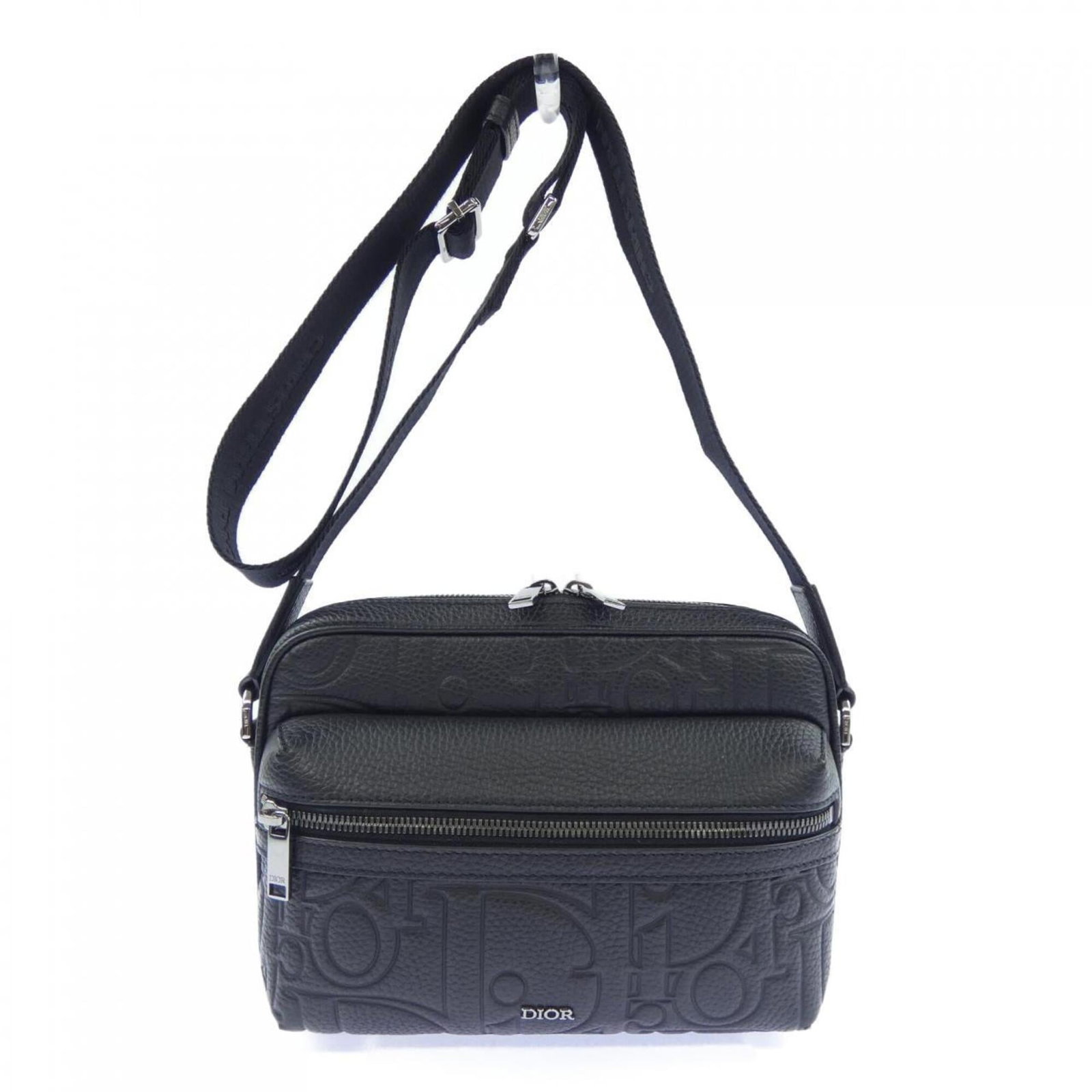 Christian Dior Handbag: Christian Dior Handbag A sleek and sophisticated black Christian Dior handbag, perfect for adding a touch of luxury to any outfit. With its classic design and timeless appeal, this pre-owned bag is st