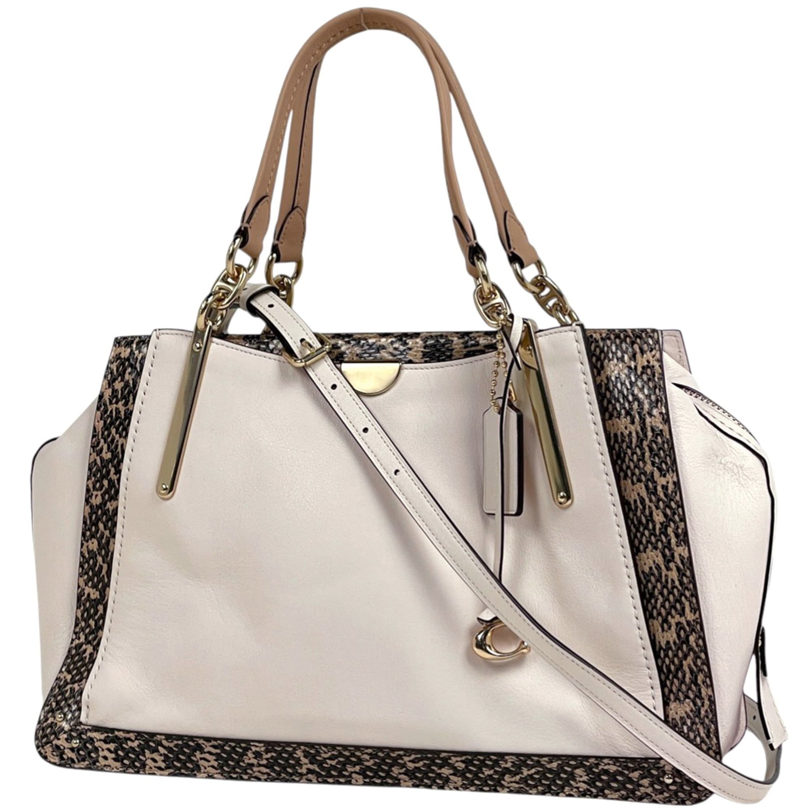 Coach leather shoulder bag. (1 of 7)