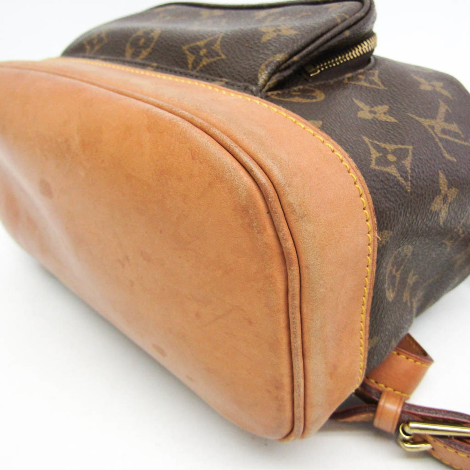 Louis Vuitton is a monogram backpack - 7