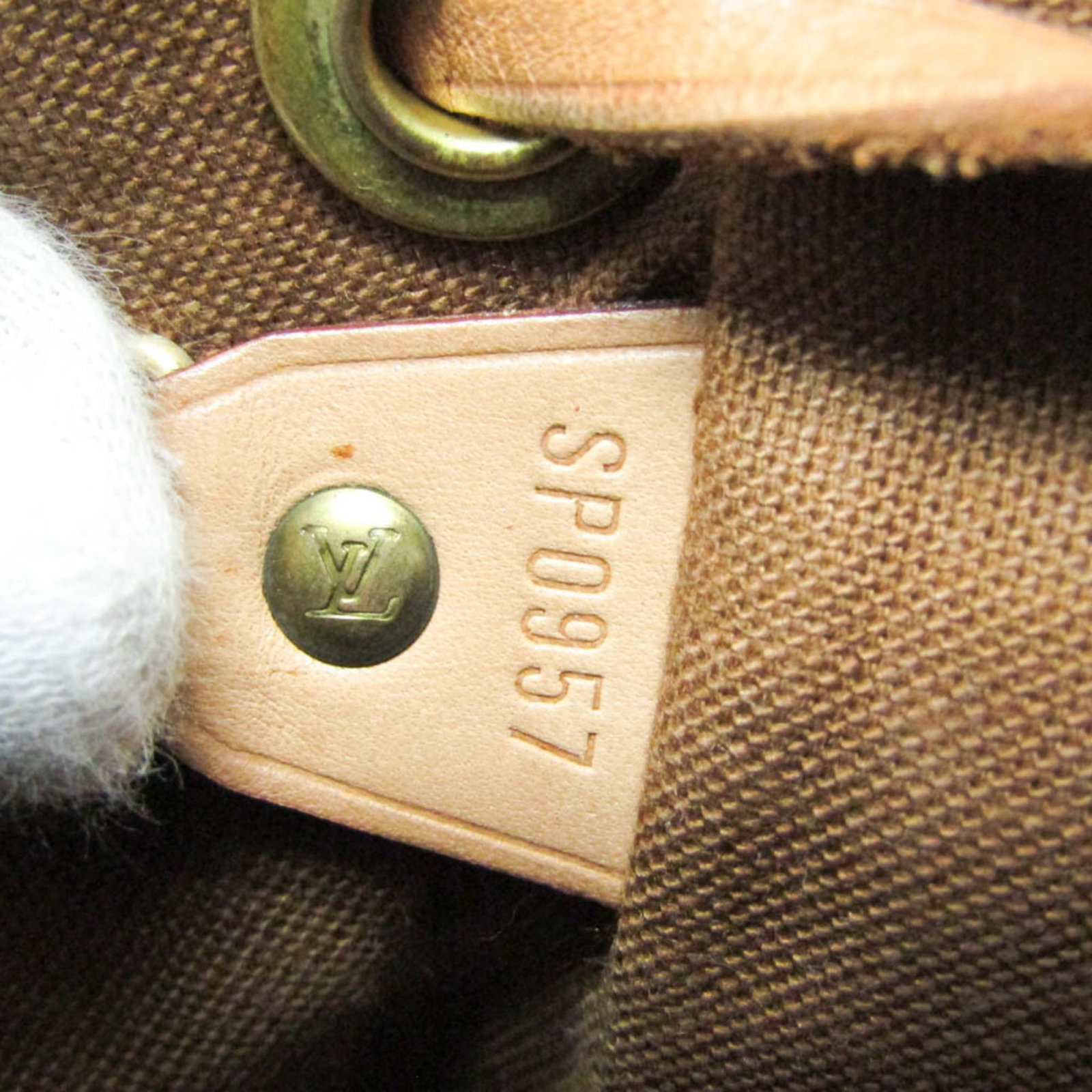 Louis Vuitton is a monogram backpack - 14