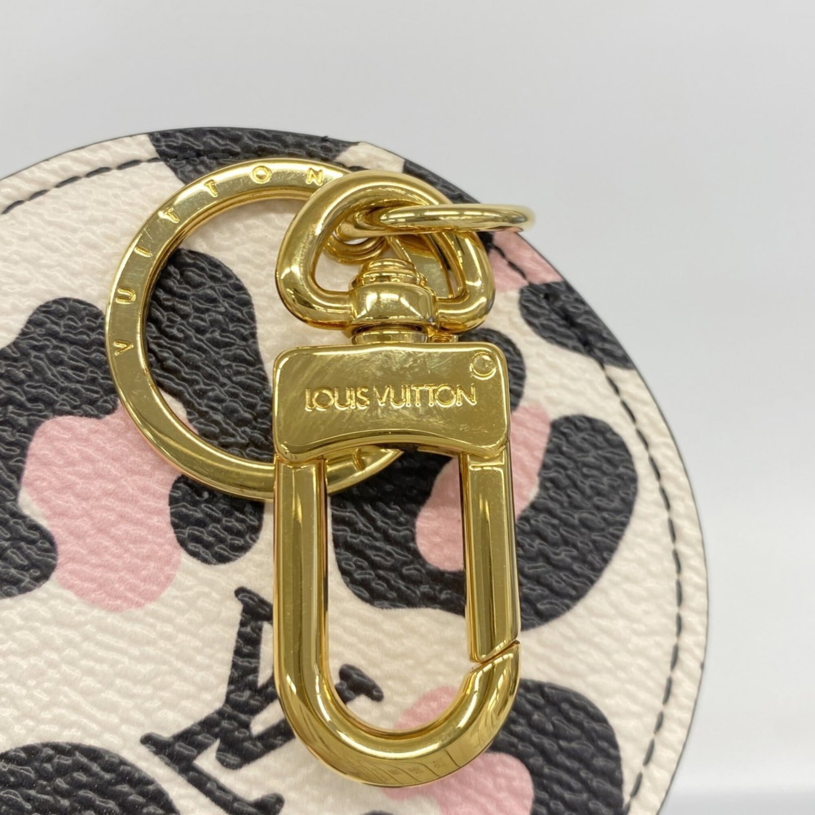 Louis Vuitton Keyring - 3