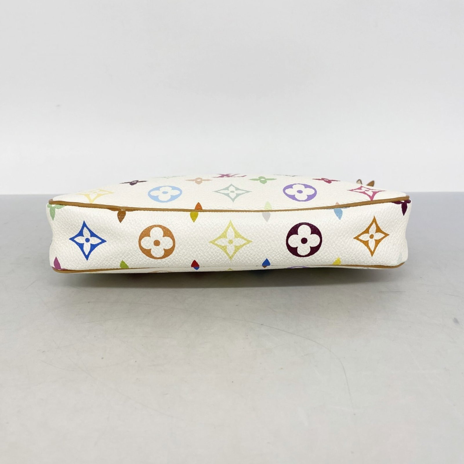 Louis Vuitton pouch - 3