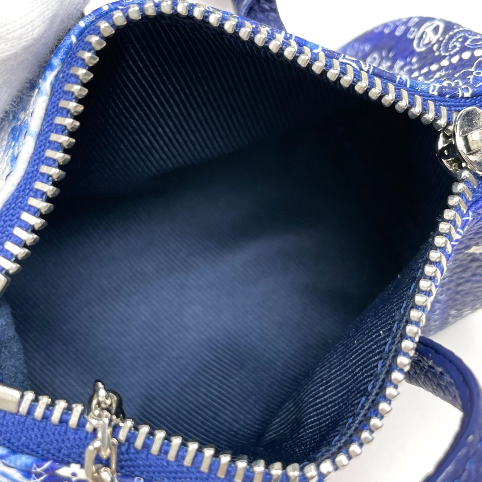 Louis Vuitton Monogram Pouch - 5