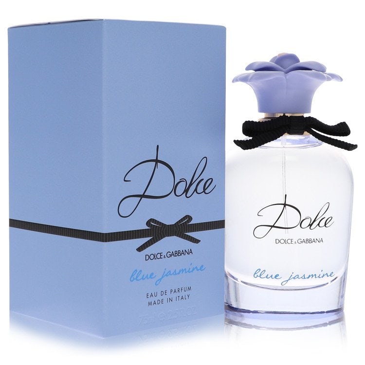Dolce & Gabbana Blue Eau De Parfum Spray: Dolce & Gabbana Blue Eau De Parfum Spray Indulge in the timeless elegance of Dolce & Gabbana's Blue Eau De Parfum Spray, a sophisticated and alluring fragrance for women. With its 400ml size and eau