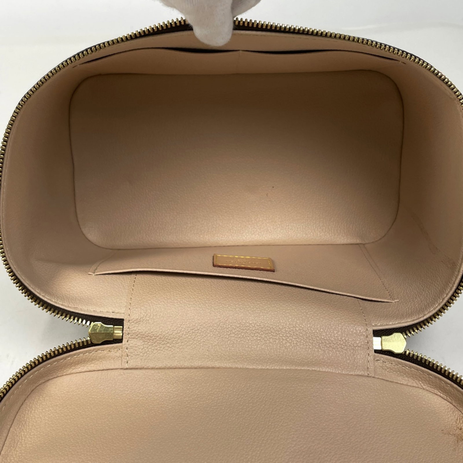 Louis Vuitton Monogram Pouch - 9