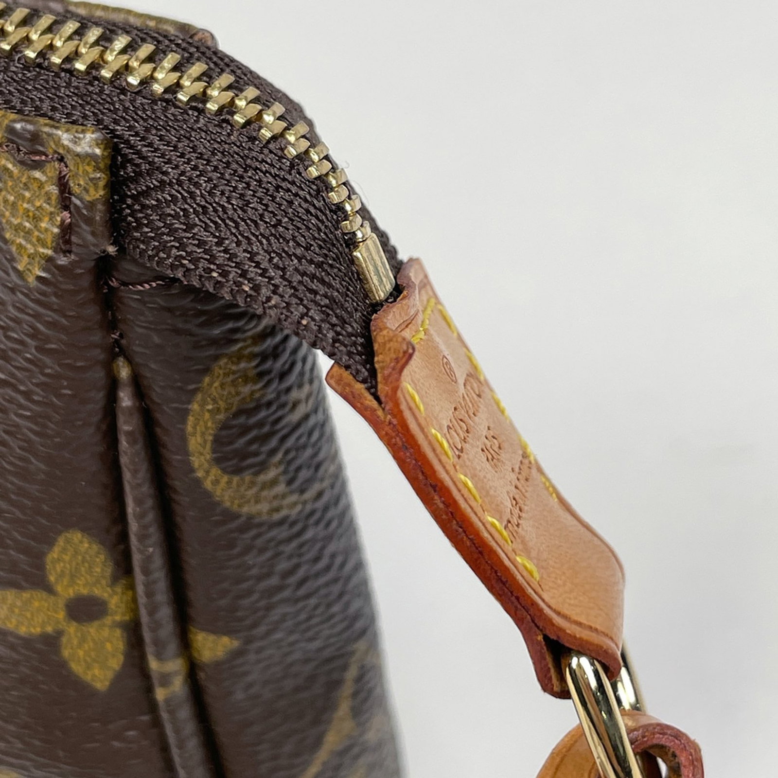 Louis Vuitton Monogram Pouch - 4