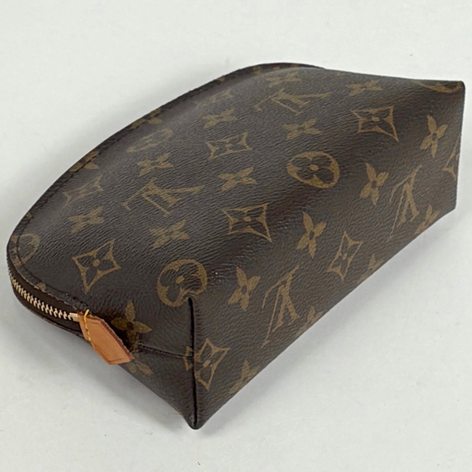 Louis Vuitton Monogram Pouch - 2