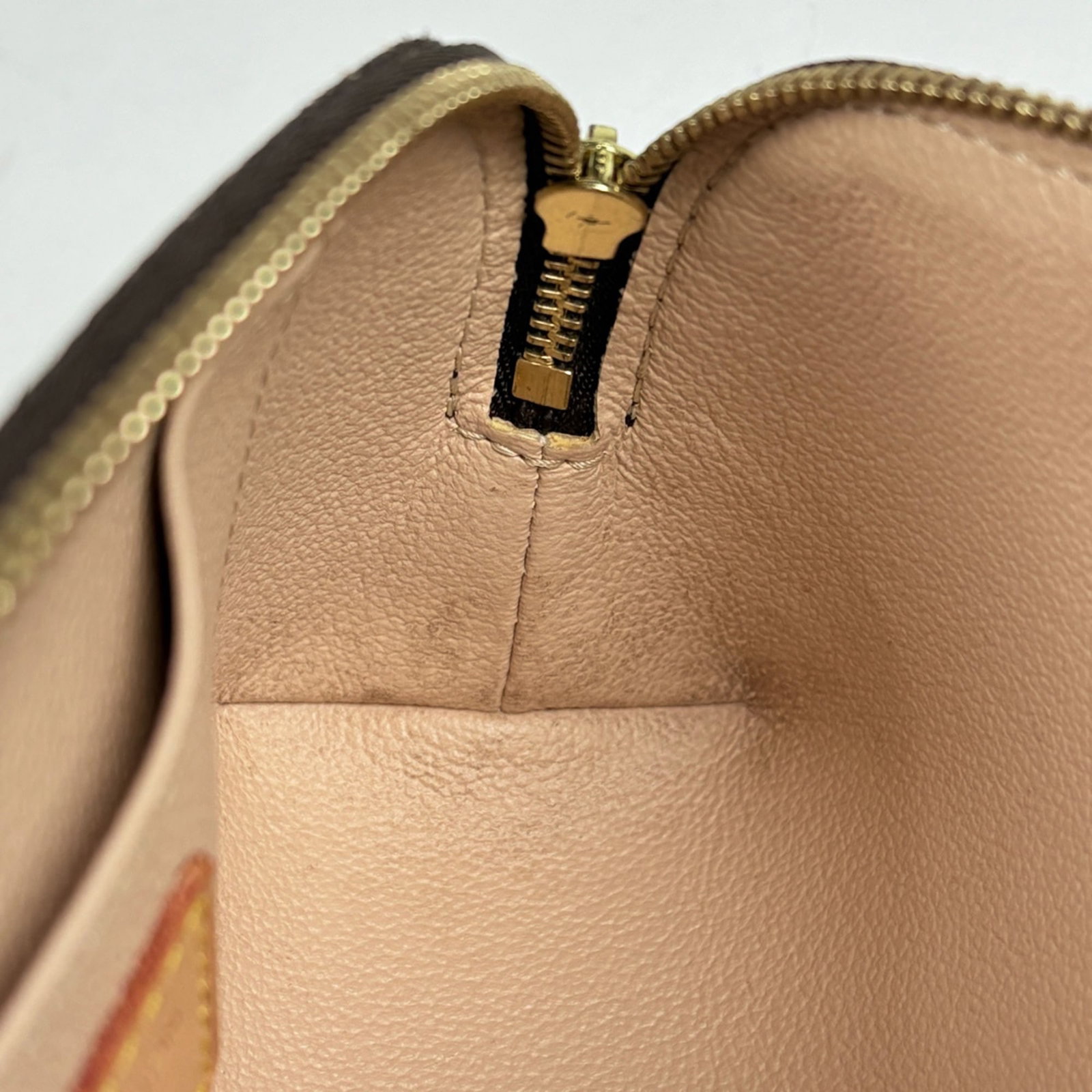 Louis Vuitton Monogram Pouch - 6