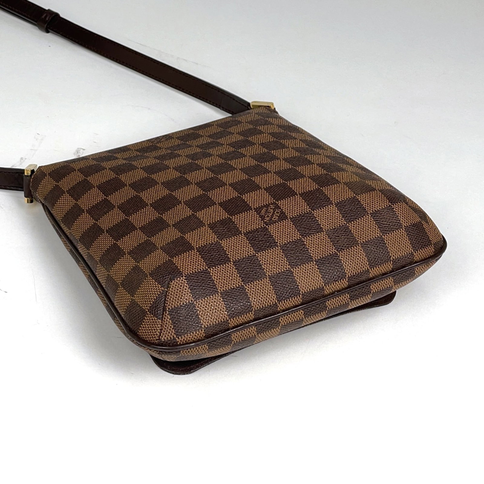 Louis Vuitton is a shoulder bag. - 2